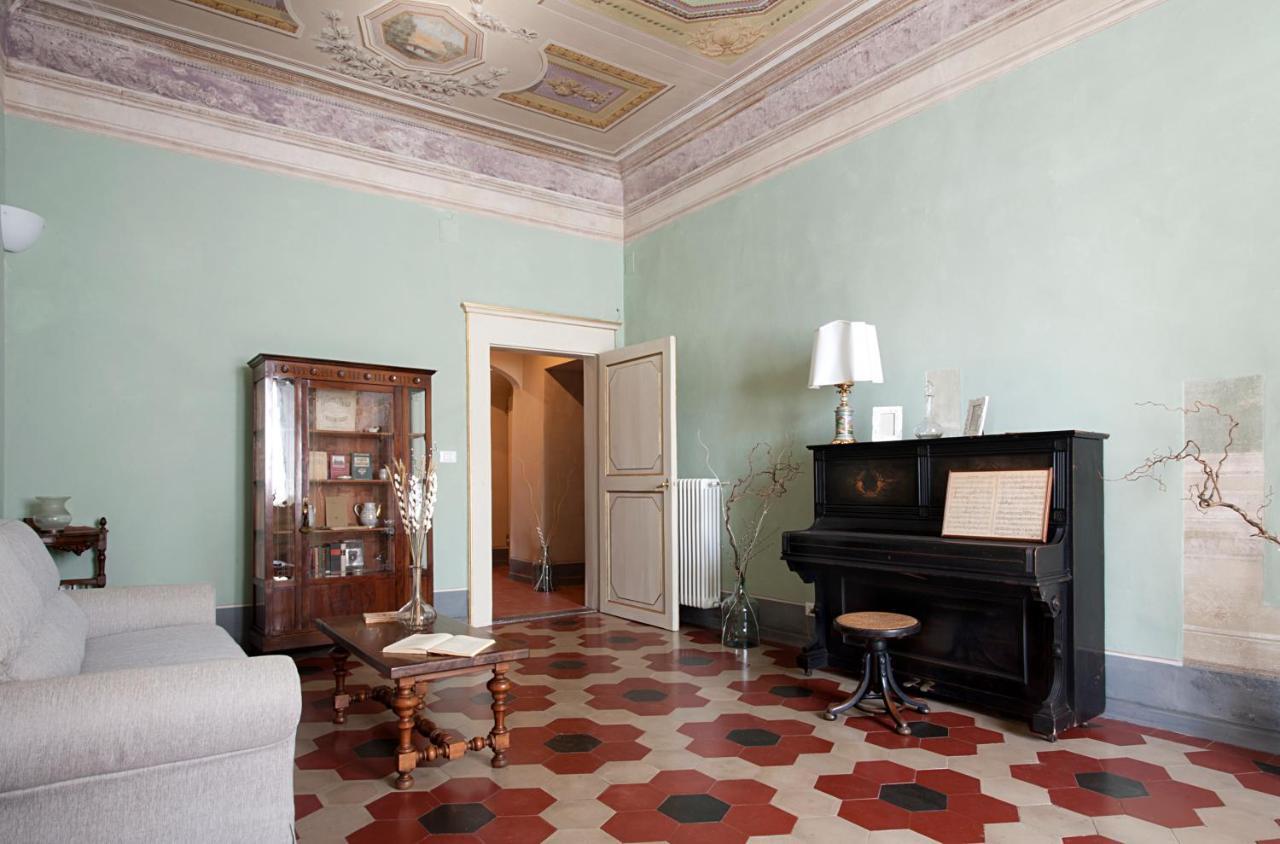 Almadelena Guest House Pisa Exterior photo